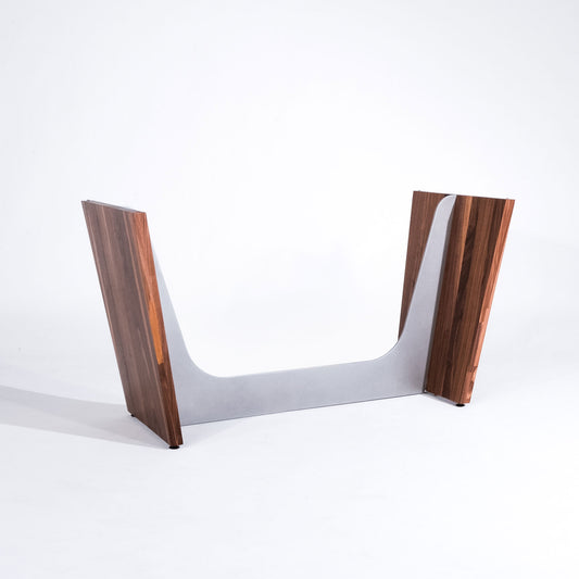 Laurel Dining Table