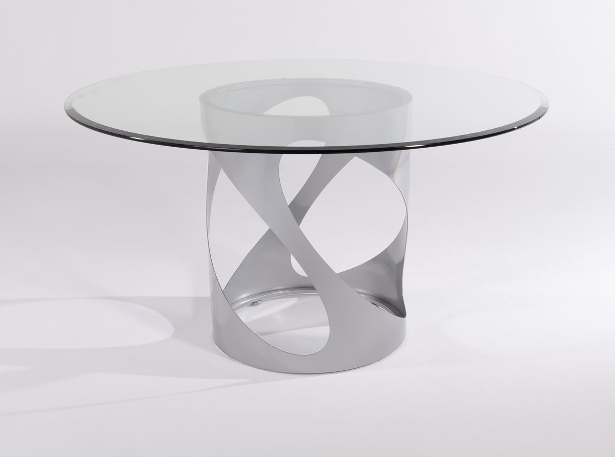Everly Dining Table