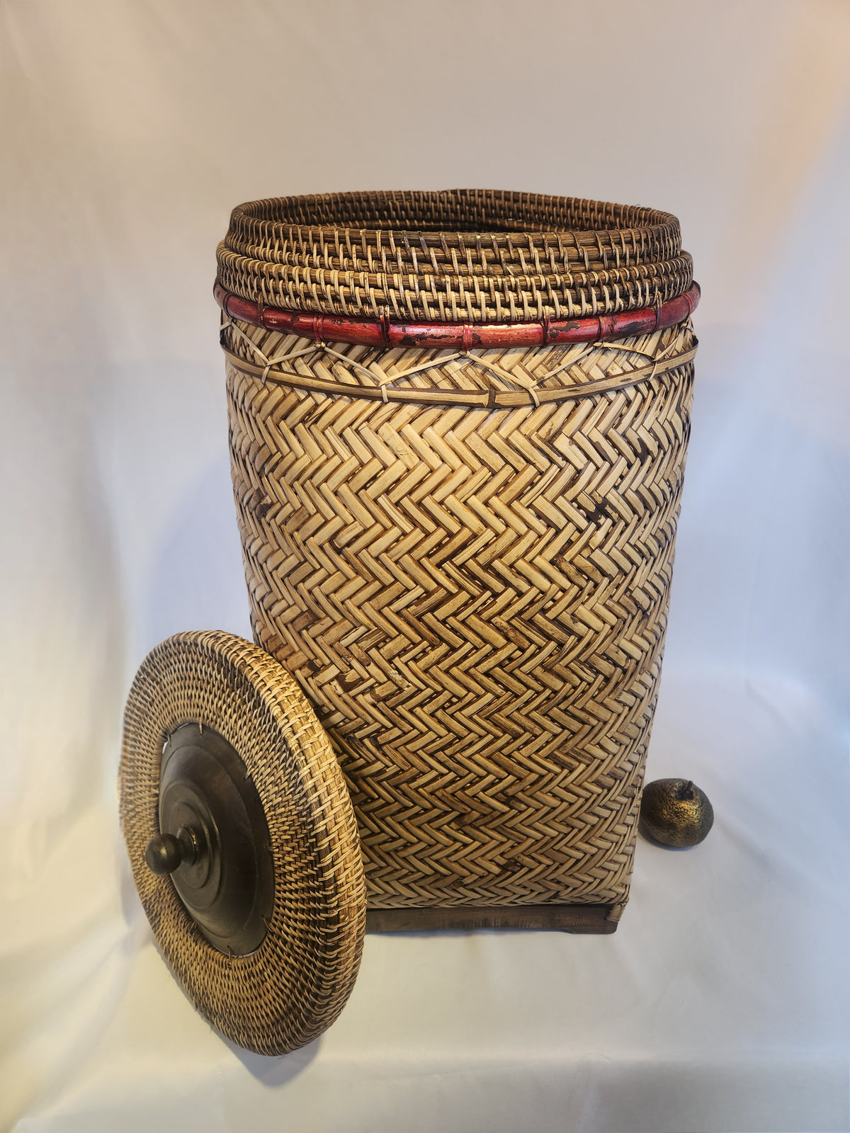 Woven Basket w/ Lid