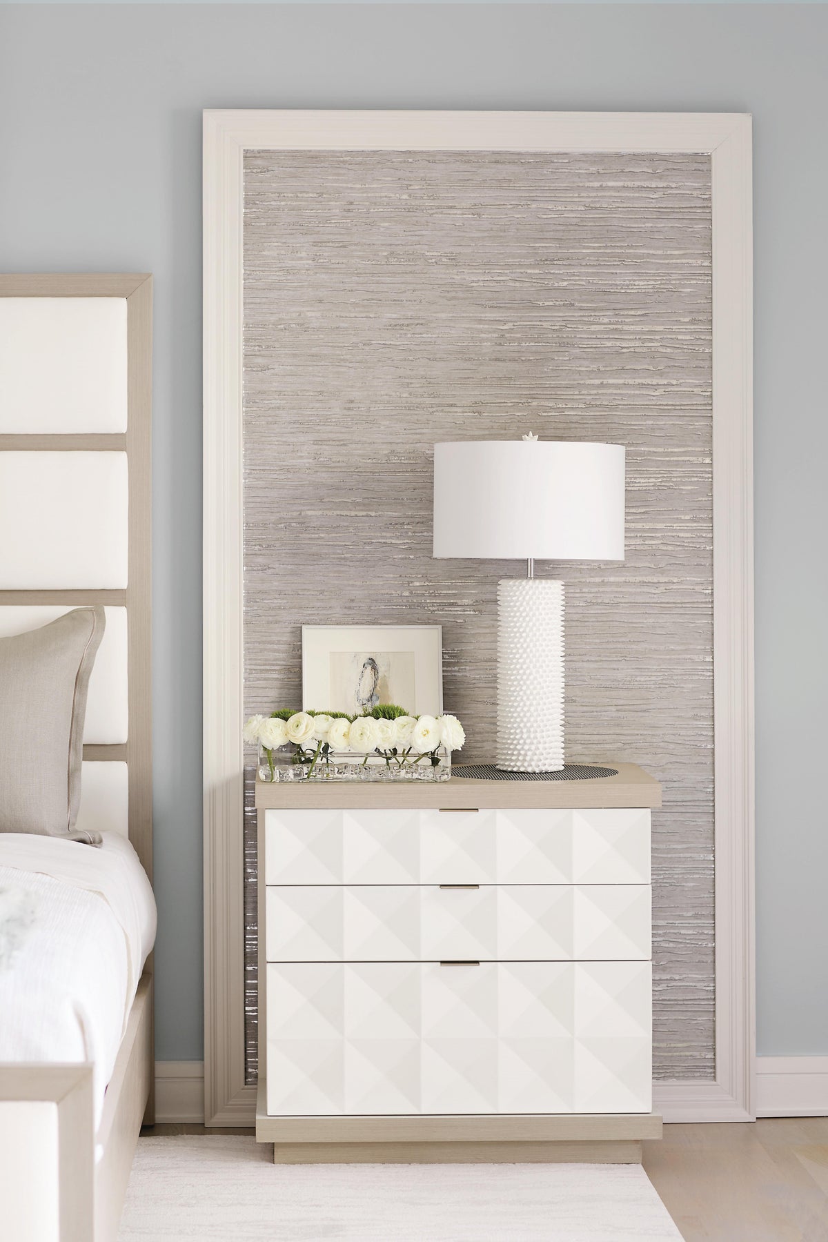 Axiom Nightstand Geometric