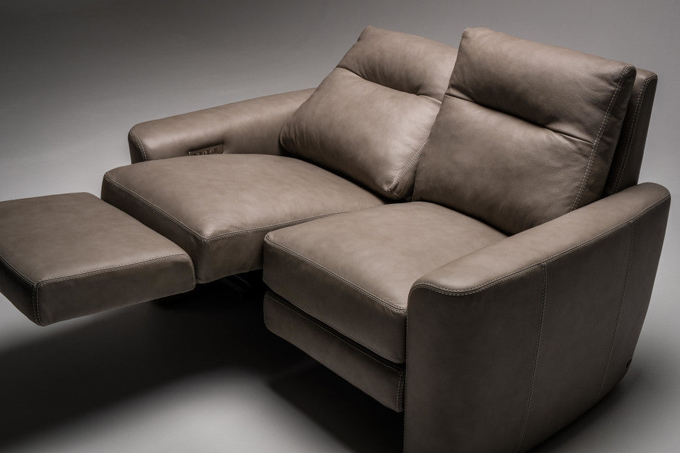 Chelsea | Motion Sofa